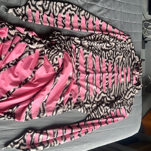 Maisie Wilen Sz L Worn only once! hugs all your curves. - Picture 1 of 5